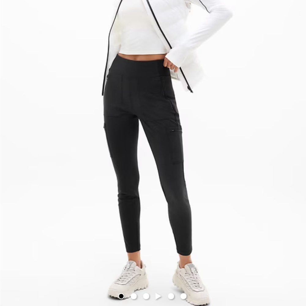 Athleta Headlands Hybrid High Rise Cargo Legging